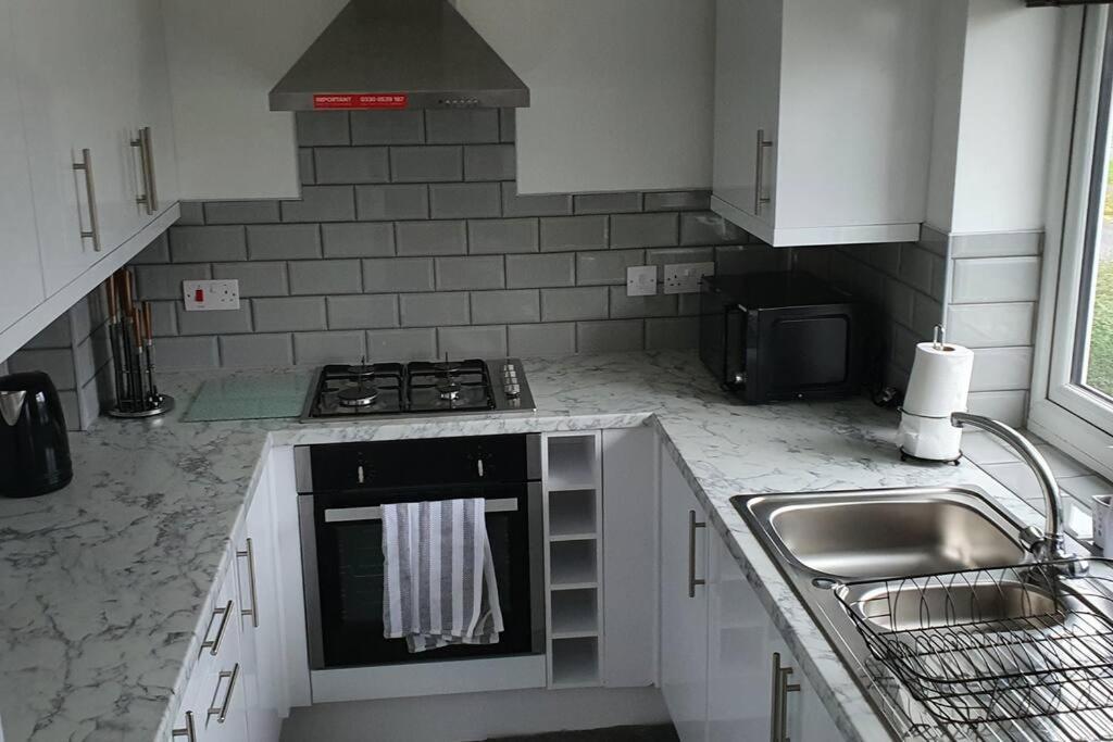 Exquisite And Modern 2 Bed Maisonette 哈姆斯沃思 外观 照片